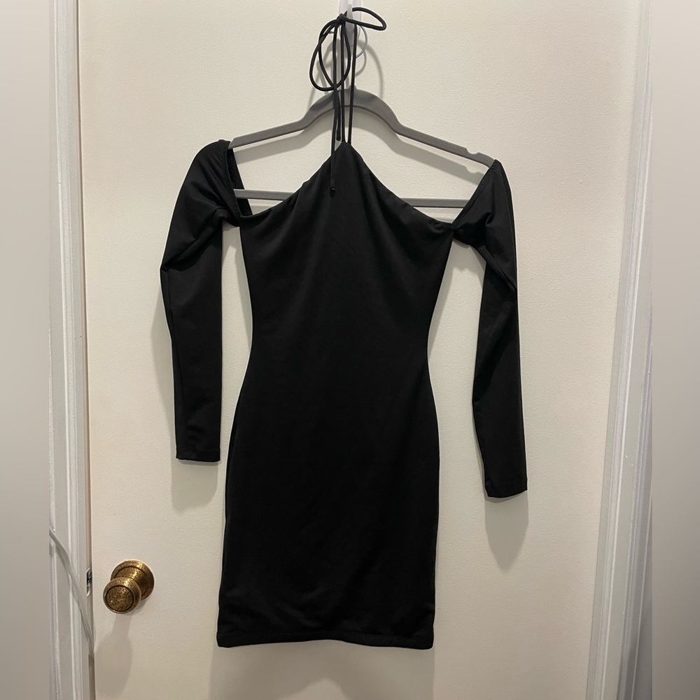 NEW PRINCESS POLLY little black dress